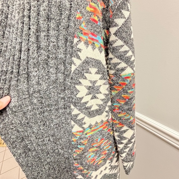 Dreamers long Aztec pattern cardigan - Picture 6 of 14